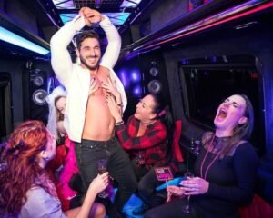 PARTYBUS & STRIP