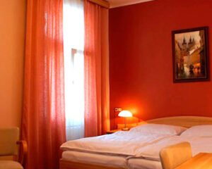 3* HOTELS